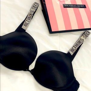 Victoria’s Secret Push Up Bra Shine Strap 34C